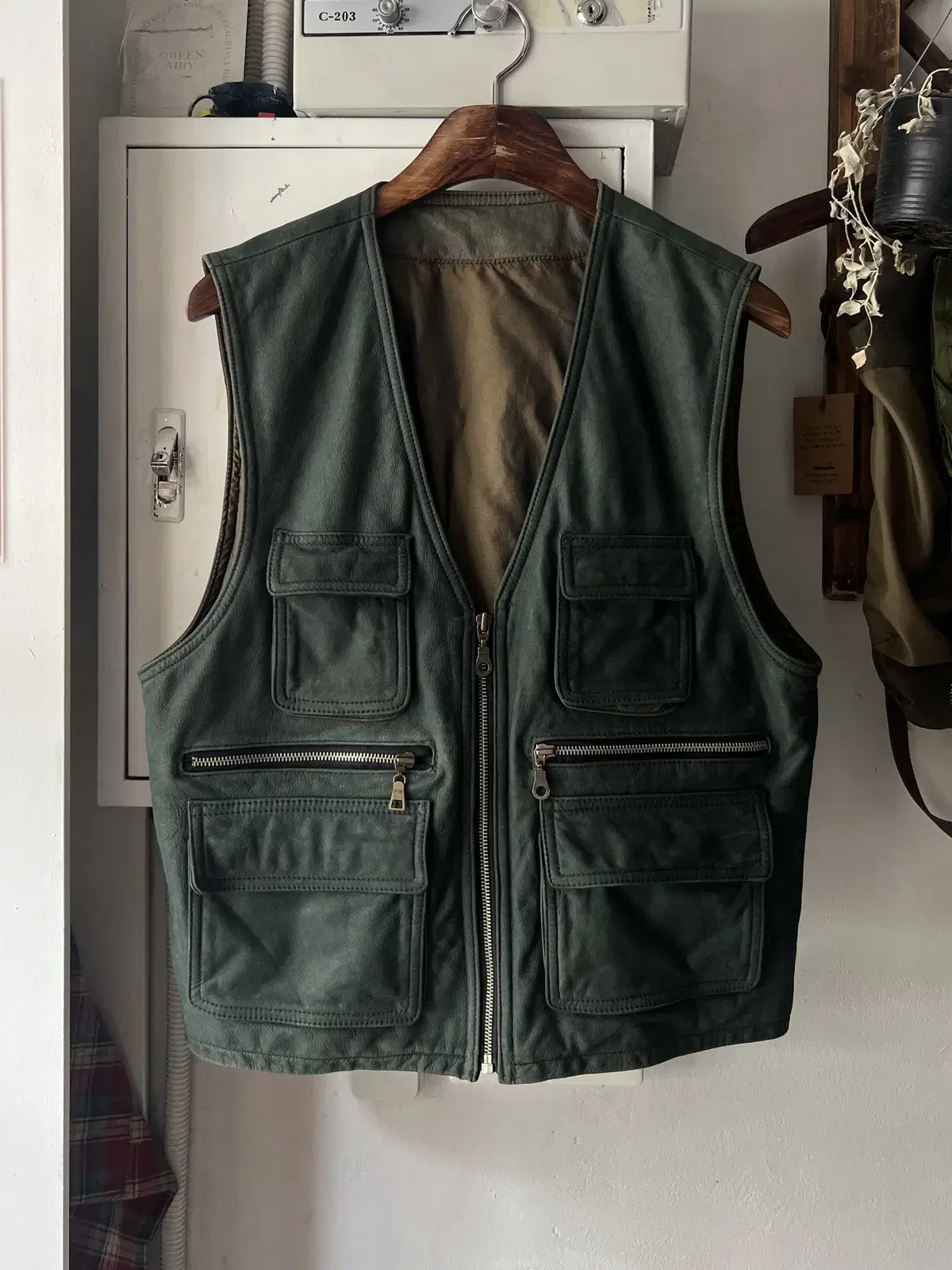 [L]Vintage Green Leather Hunting Vest