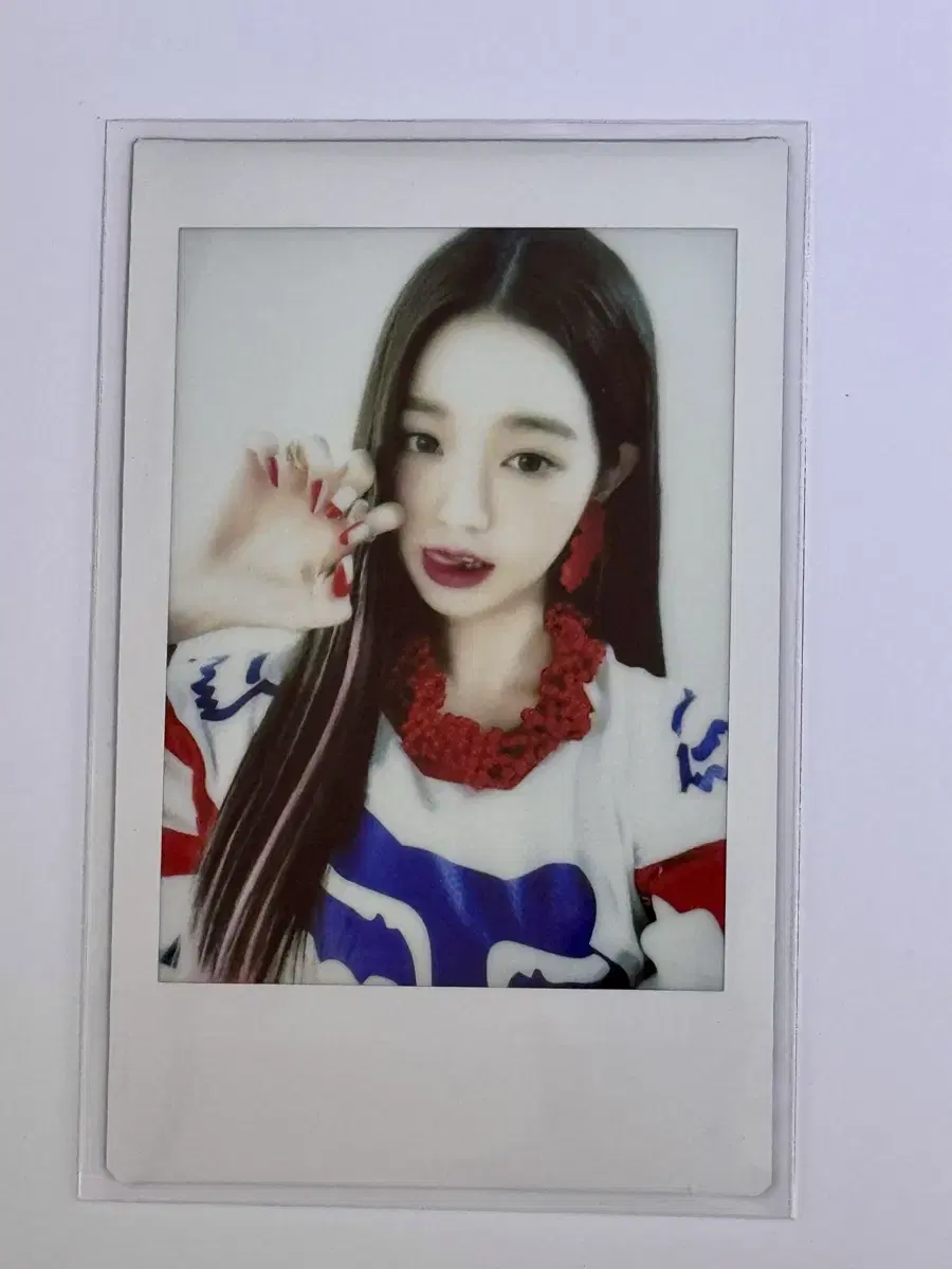 Jang Wonyoung Afterlike tower record Cheki polaroid Pre-order benefit