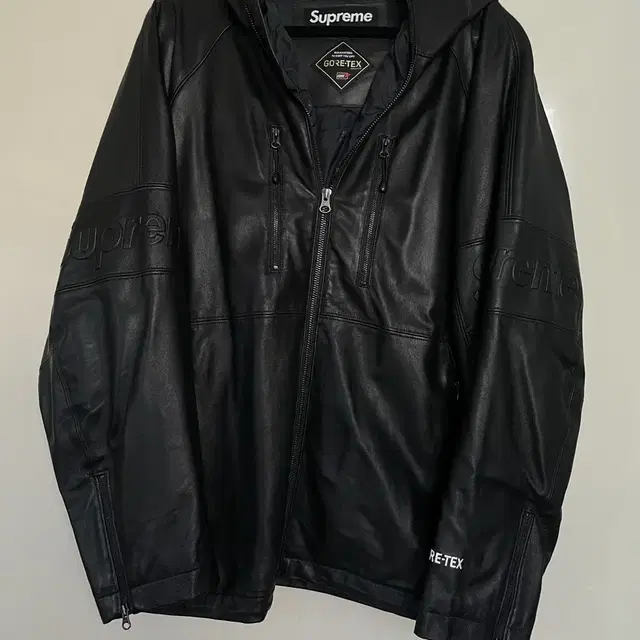 슈프림 고어텍스 leather jacket 22s 블랙 M