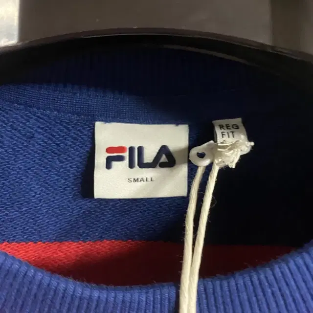 FILA 휠라 스트라이프 맨투맨 크루넥 스웻셔츠 스트라이프