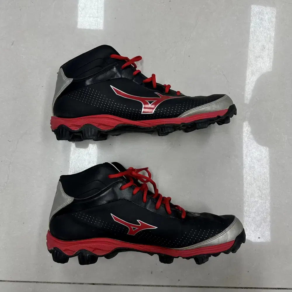 MIZUNO 미즈노 스파이크 야구화 290