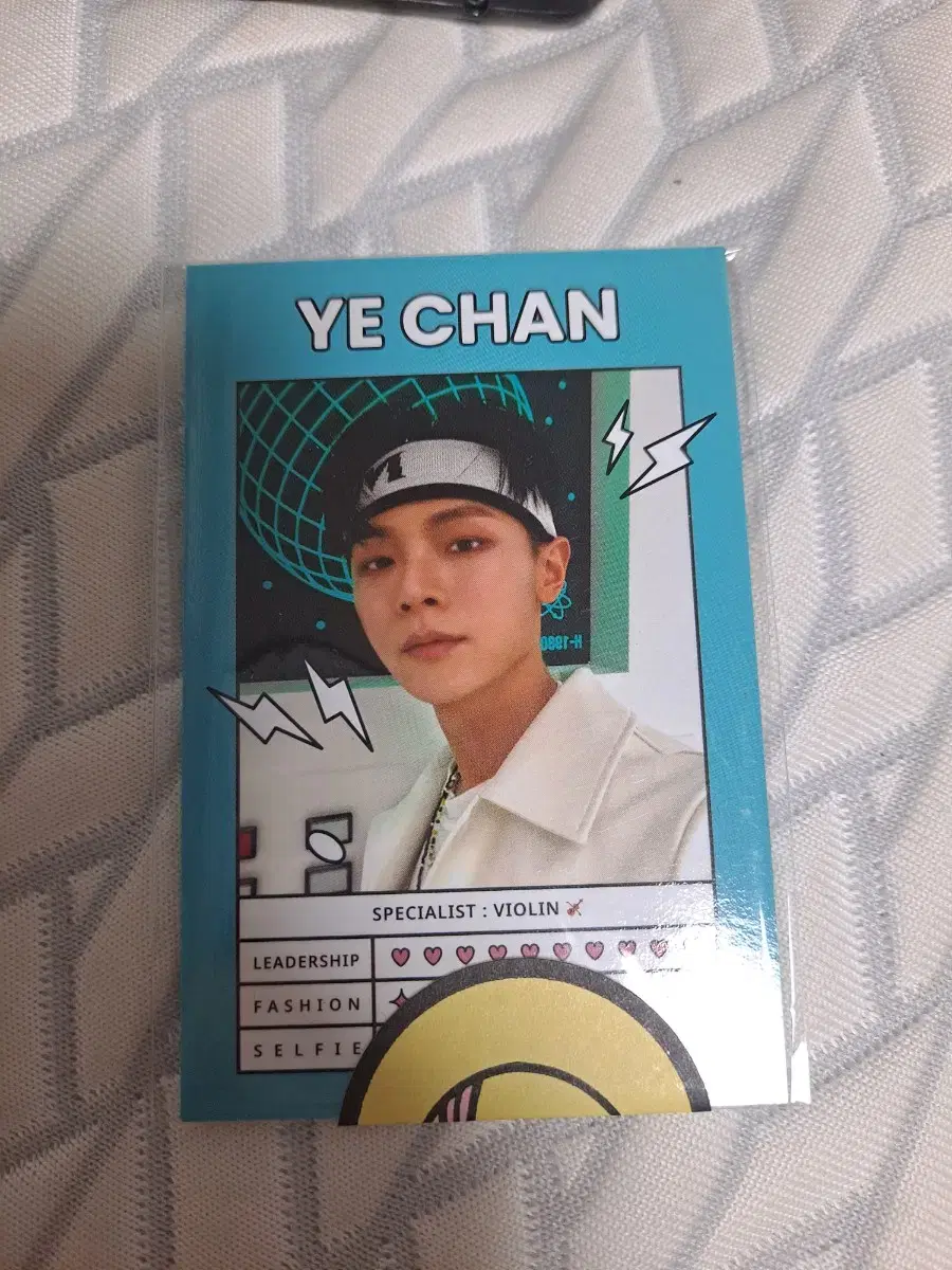 Yechan Hero Inside Photocard