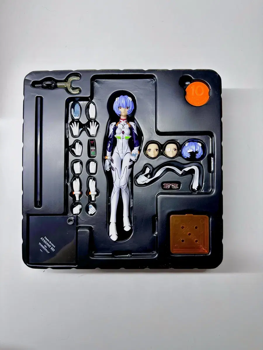 Half-priced Delivery) Evangelion Ayanami lay Revoltech Figures