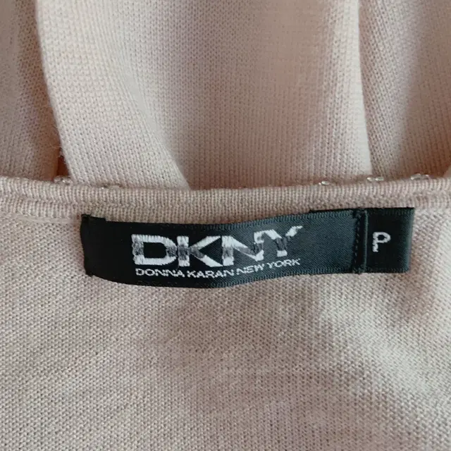 55 dkny 비즈 니트