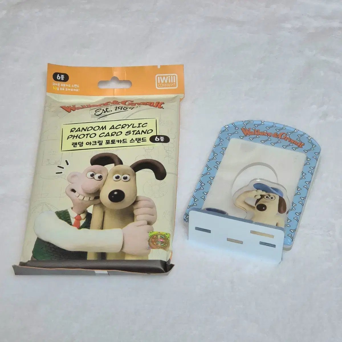 Wallace and Gromit Random acrylic Photo Card Stand Character Merchandise Figures Picture Frames