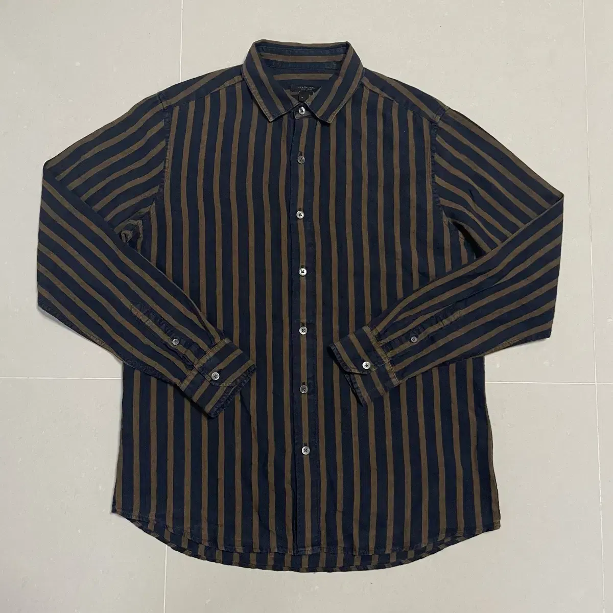 Genuine Jil Stuart New York Men's Striped Linen Shirt