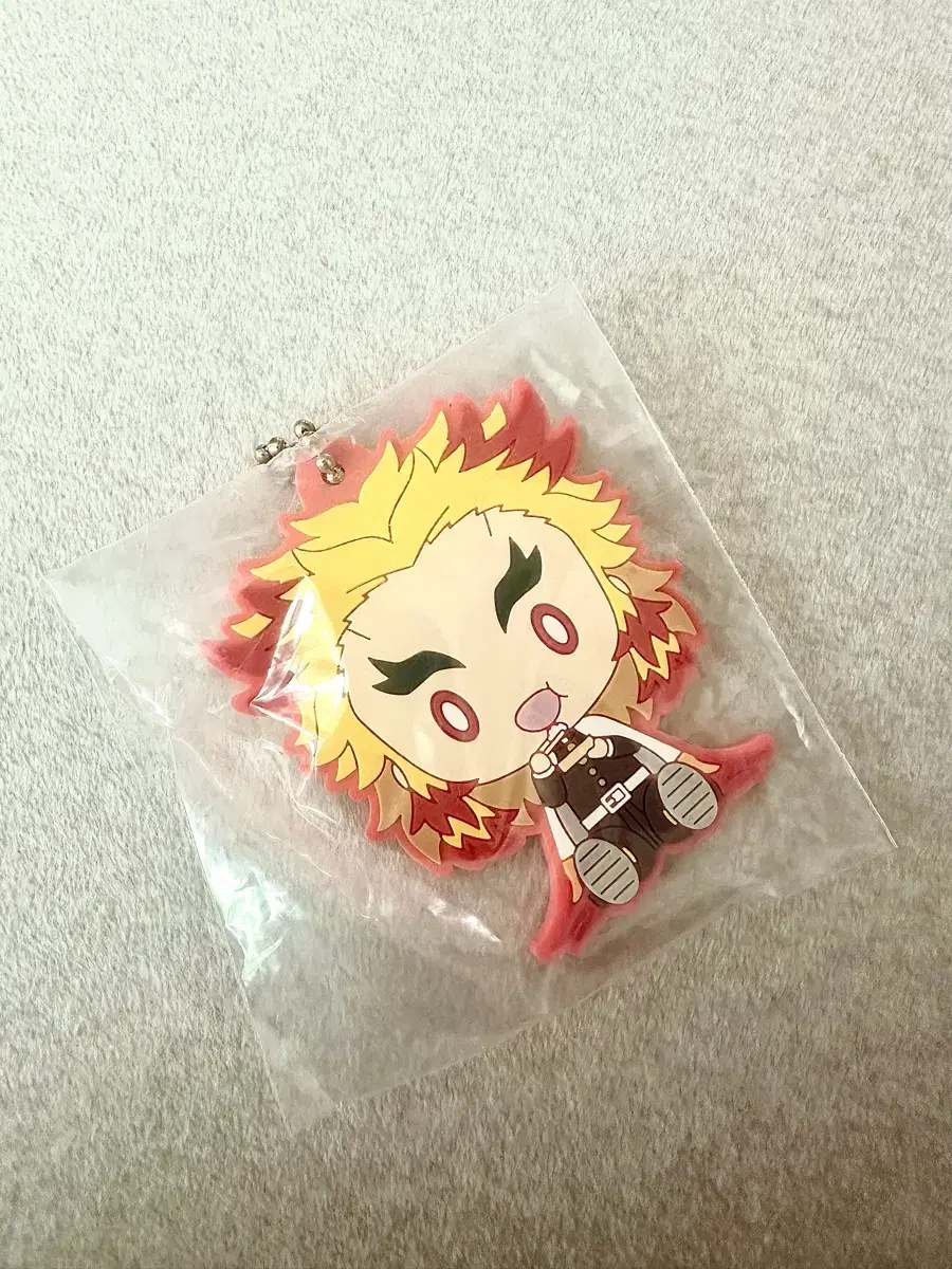 Demon Slayer Rengoku keyring Kuji