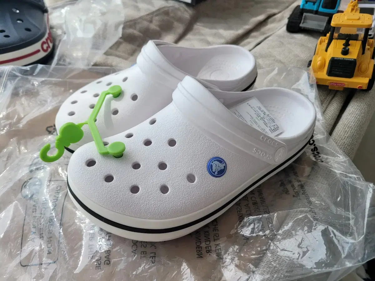 New Crocs without Crocs Band 260 265