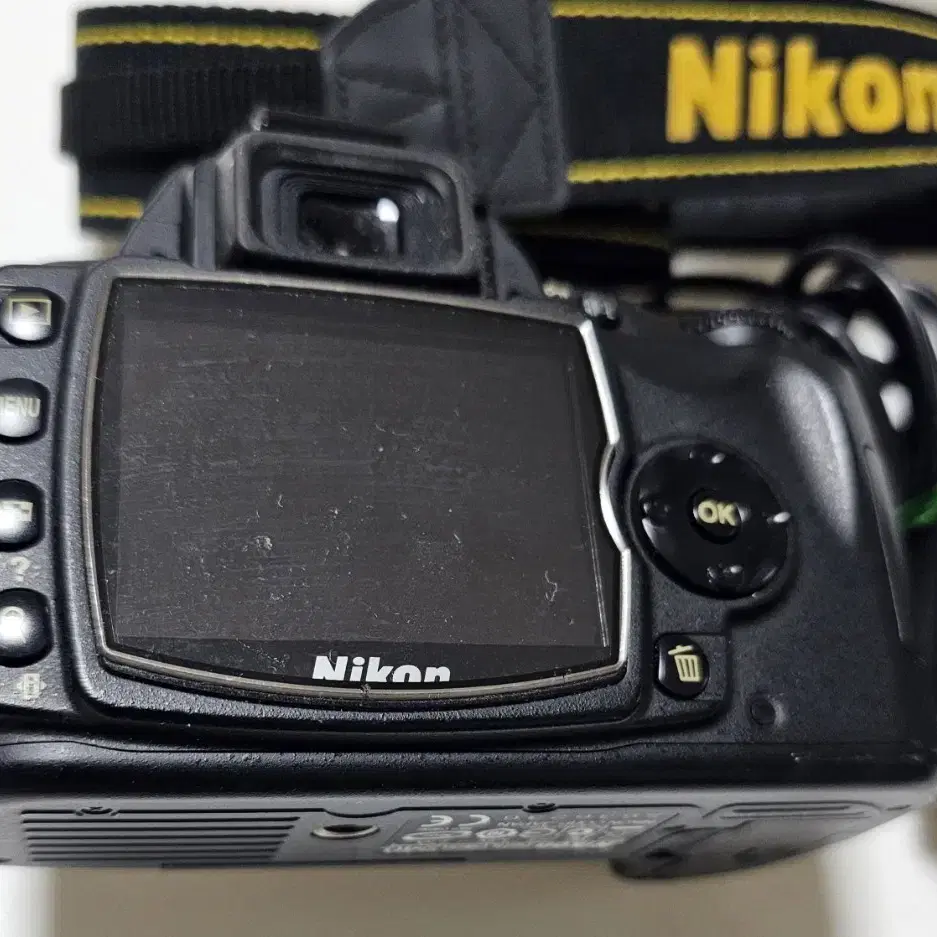 디지털카메라 DSLR Nikon D40 body