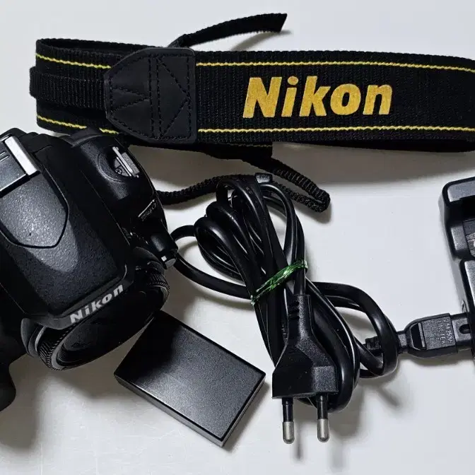 디지털카메라 DSLR Nikon D40 body