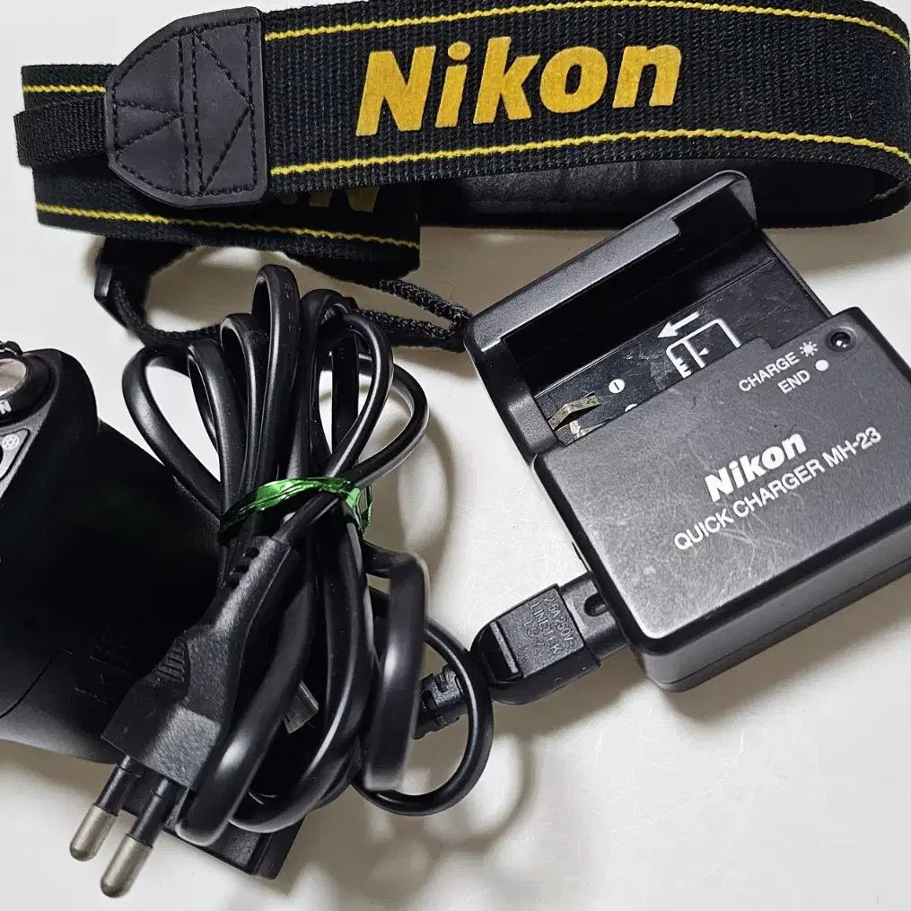 디지털카메라 DSLR Nikon D40 body