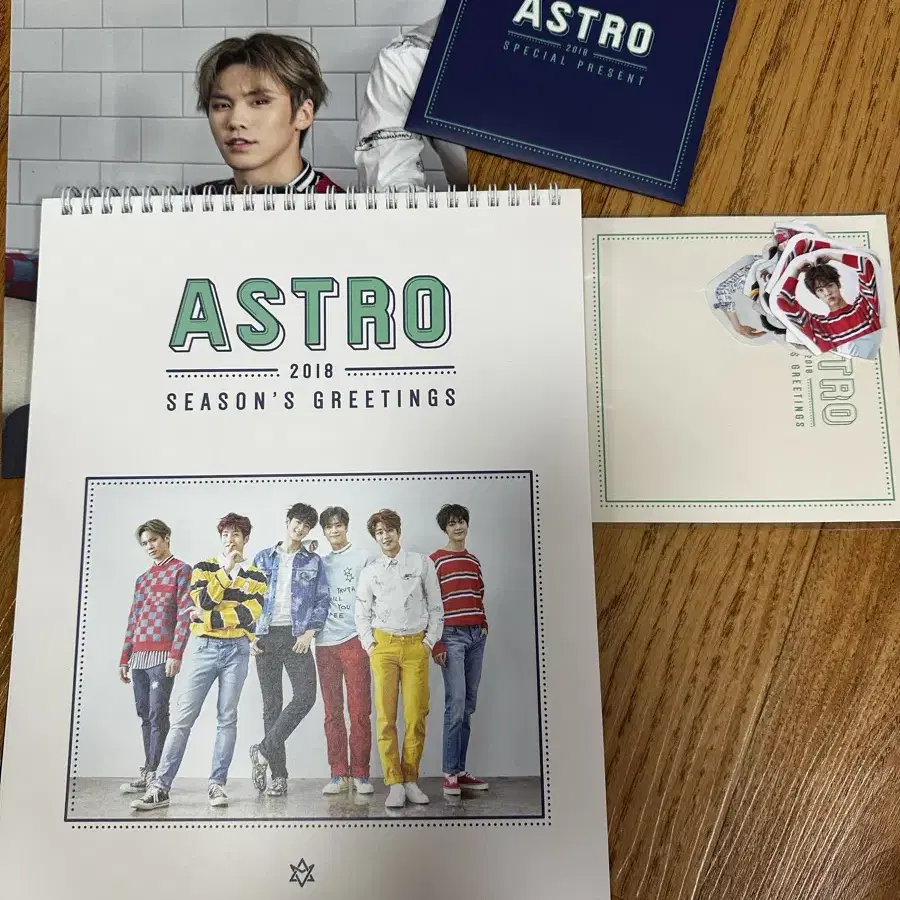 아스트로 2018 시즌그리팅 판매