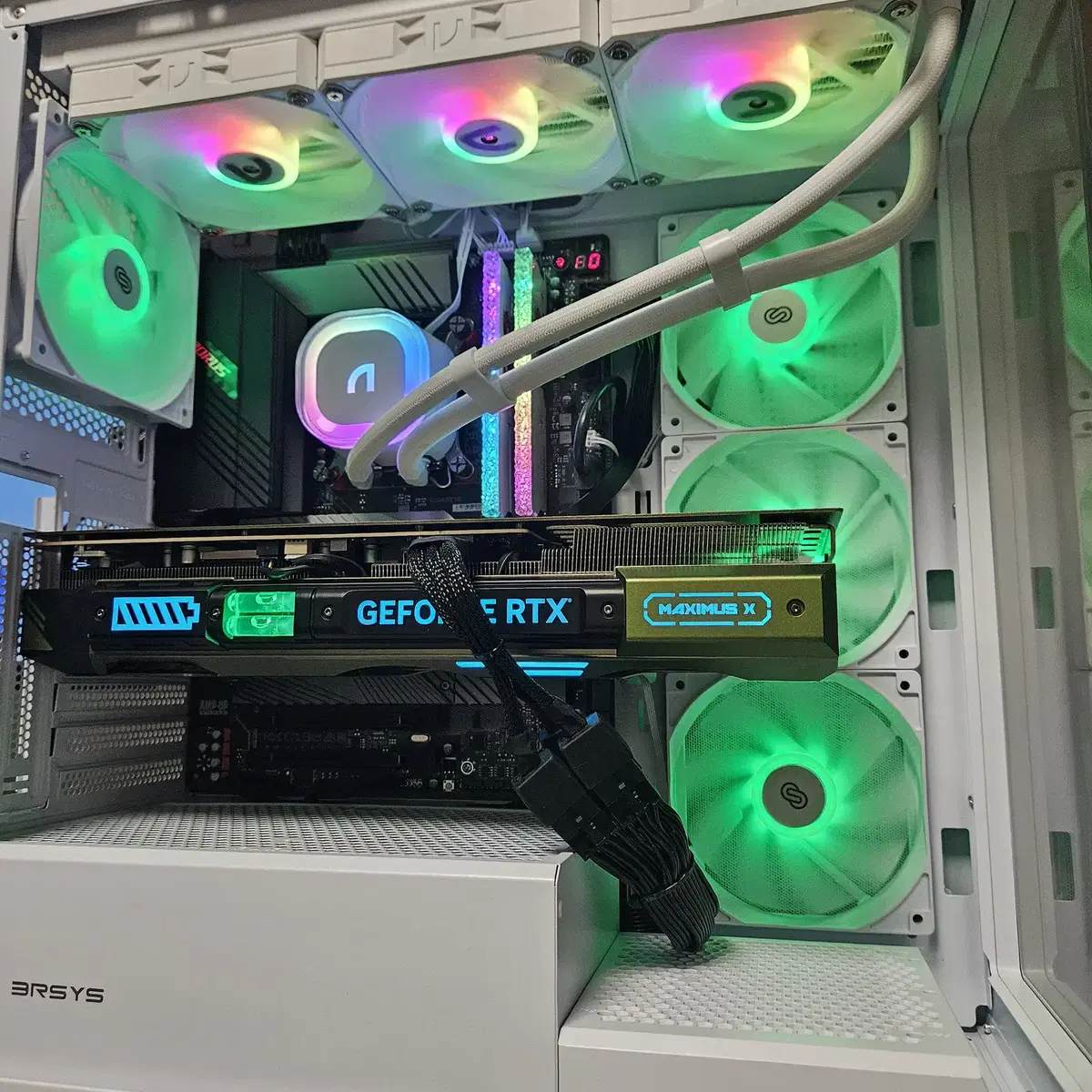 14900k / z690 aorus pro / rtx4080 하이엔드PC