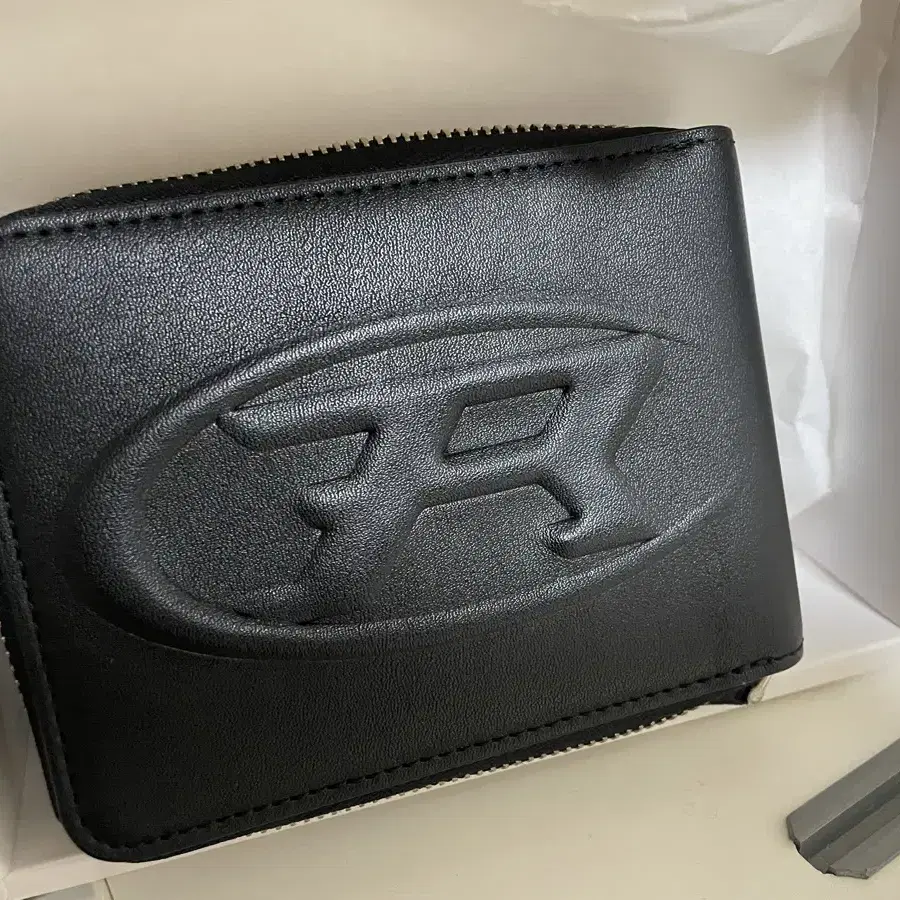 락케이크 지갑 Half Moon Wallet - Black