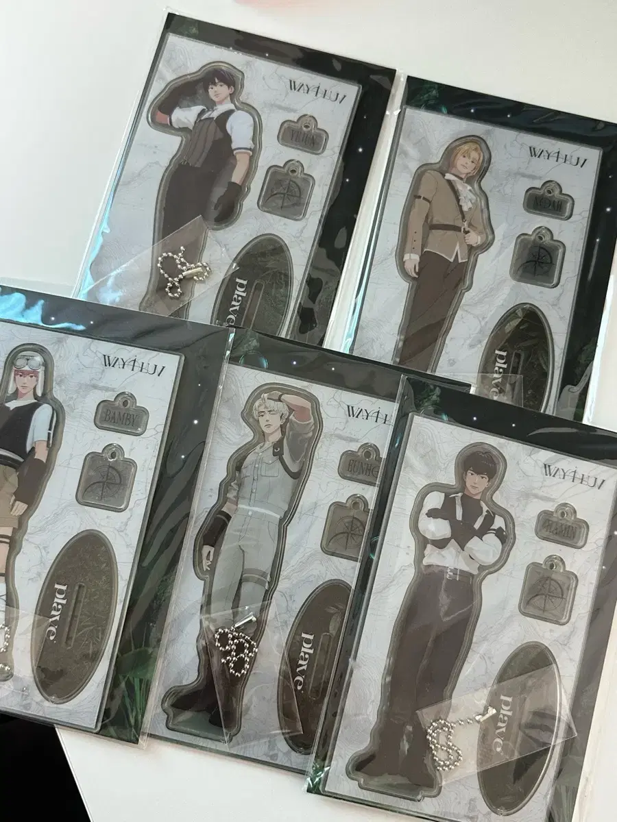 Plave Wayfarer Wayfarer Acrylic Stand WTS