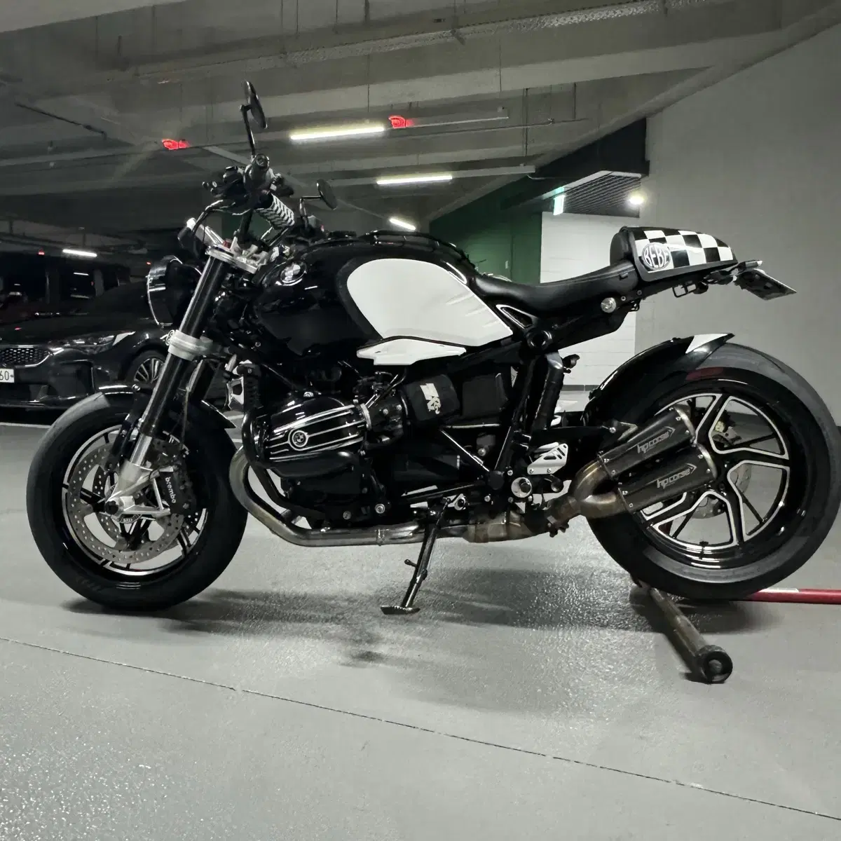 bmw 알나인티 rninet r9t 노말 17년식