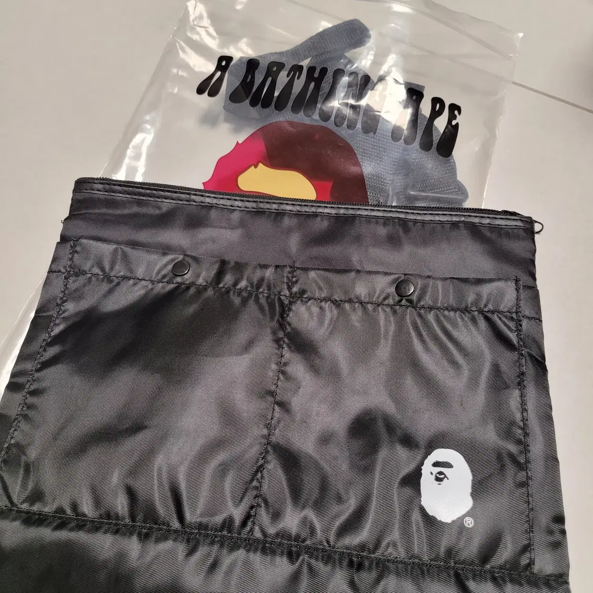 새상품 베이프 BAPE 클러치 백