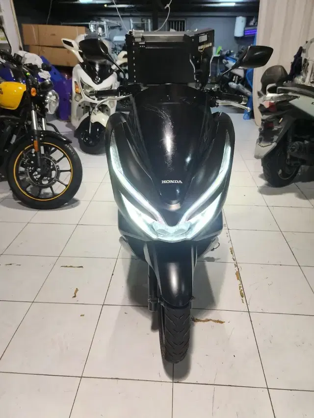 20년식 pcx125cc 부산경남김해창원울산 중고 오토바이 스쿠터