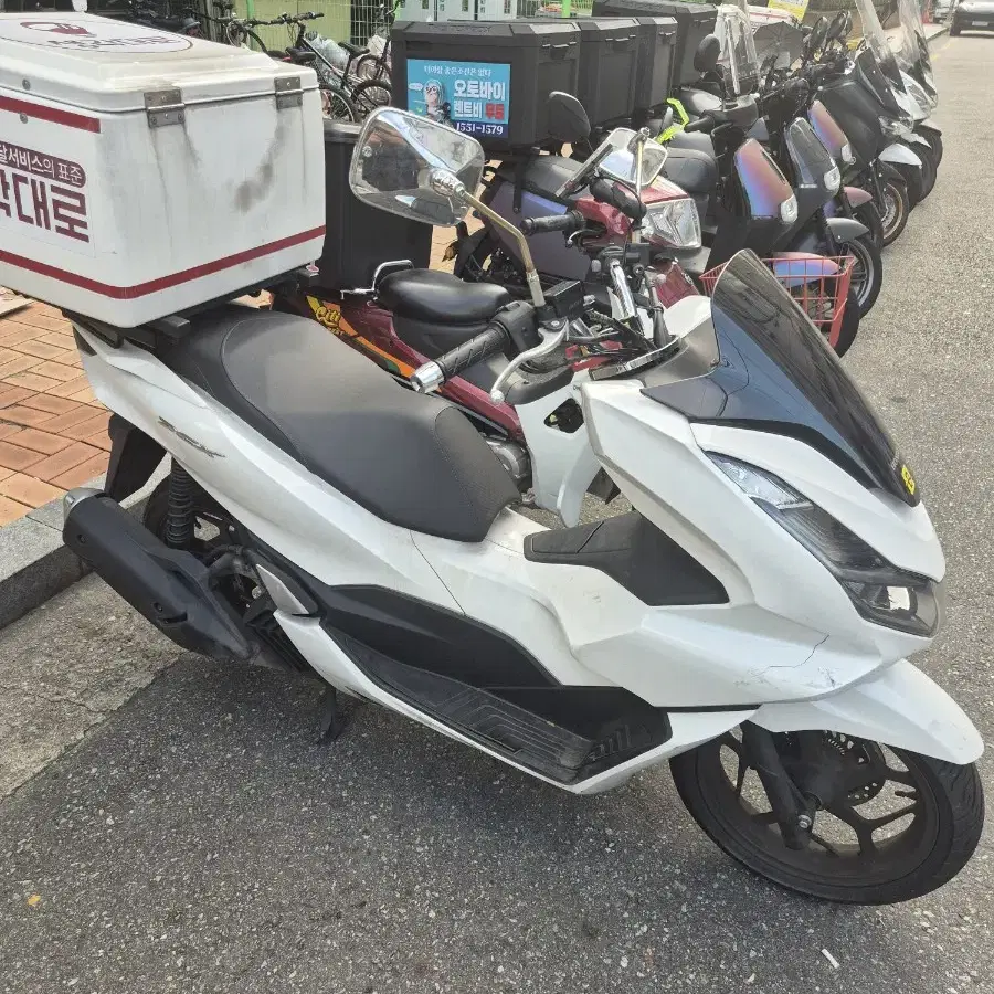 pcx125 22년식 배달세팅o 판매합니다