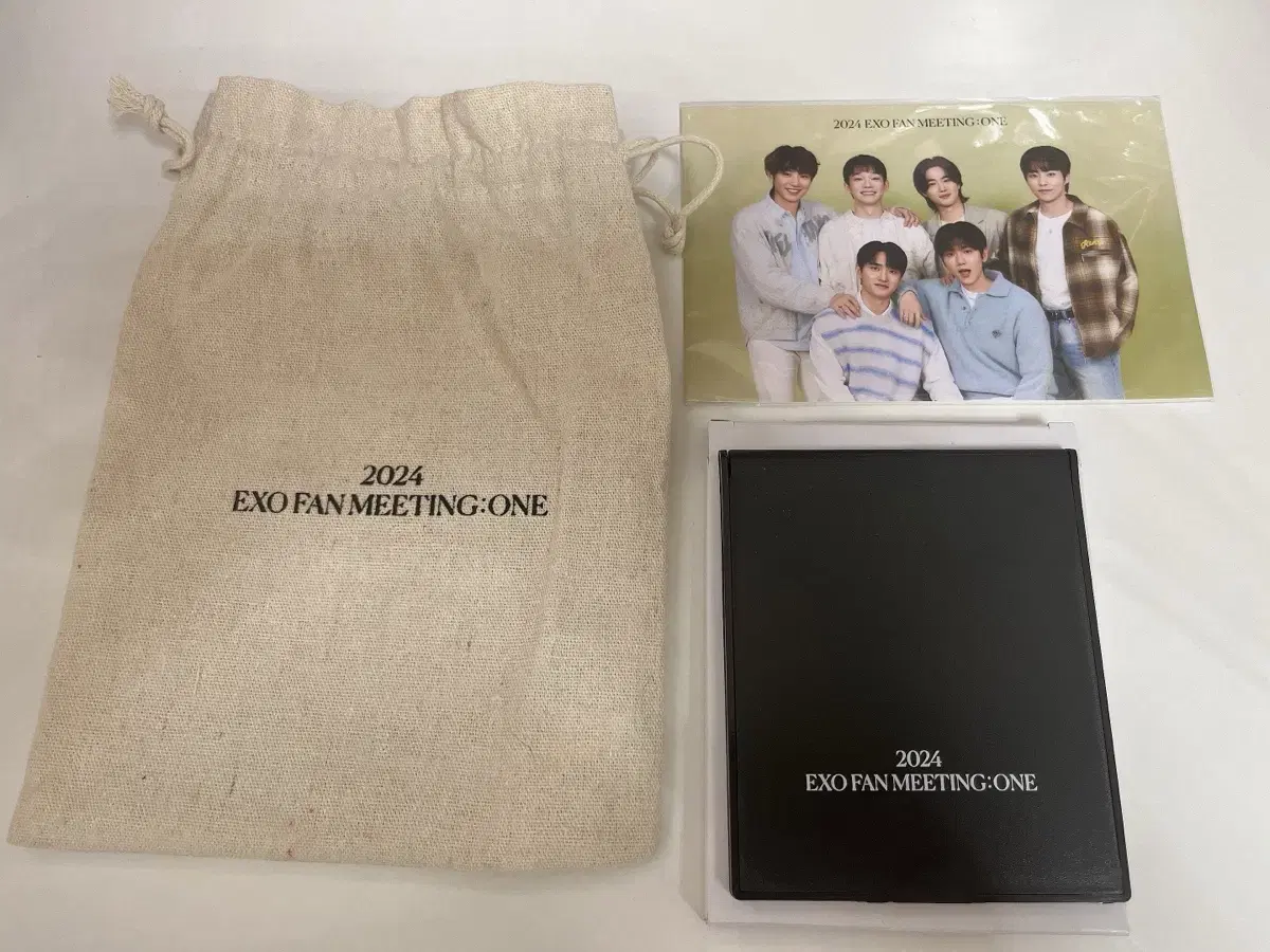 2024 exo fanmeeting Admission Merchandise