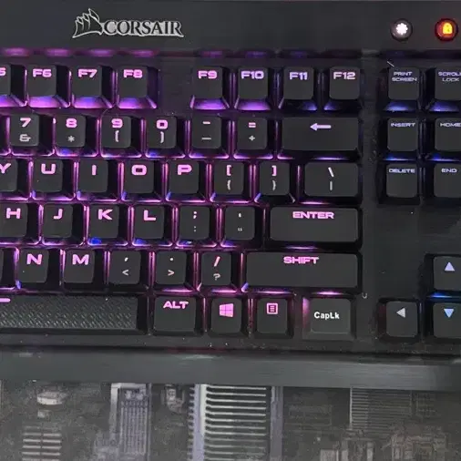 커세어 k70 LUX RGB, 팜레스트 판매합니다.(직거래)