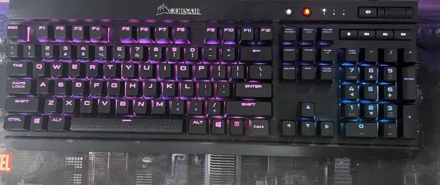 커세어 k70 LUX RGB, 팜레스트 판매합니다.(직거래)