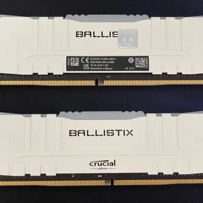 BALLISTIX ddr4 3600 16GB 화이트 램