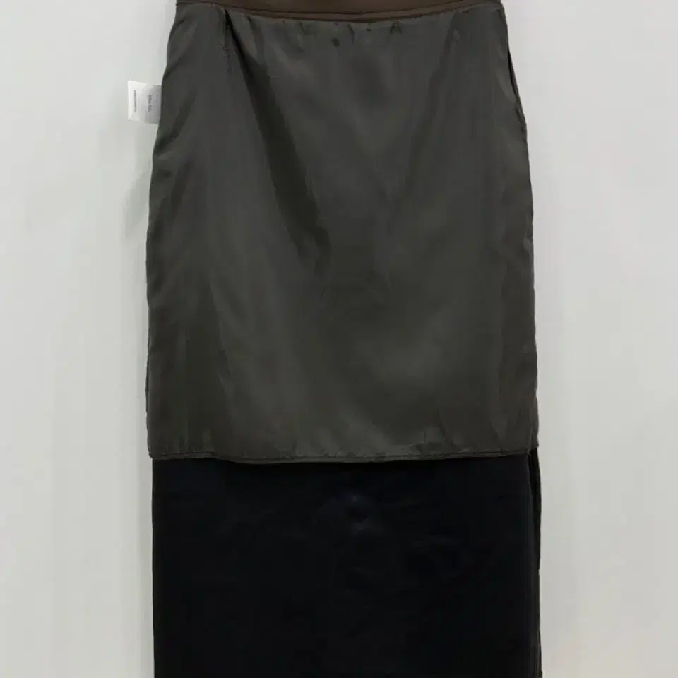 모아빈 아르테 marron span skirt