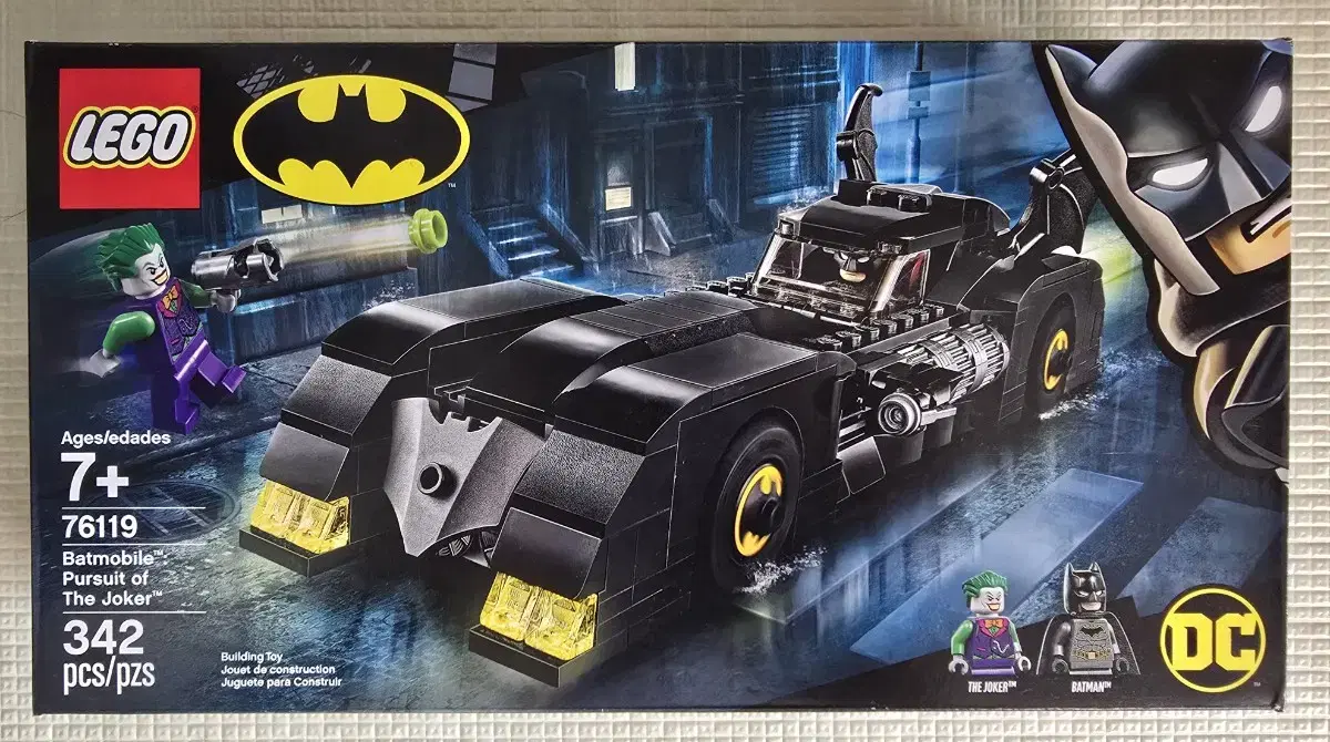 LEGO Batman 76119 Batmobile The Joker's Pursuit