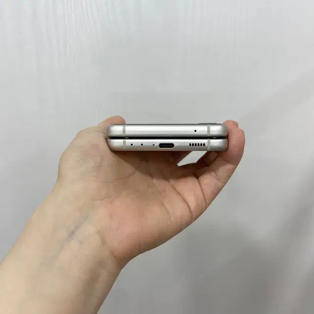 갤럭시Z플립3 크림 256GB A급 부산 중고폰 팝니다 40033