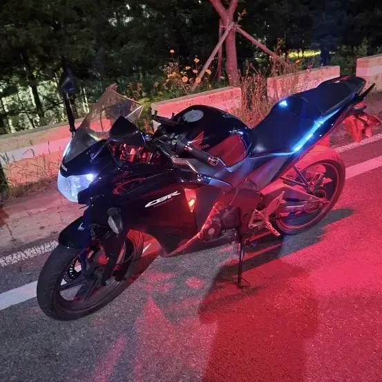 관리 잘 된 cbr 125(개인매물) 팔아요!