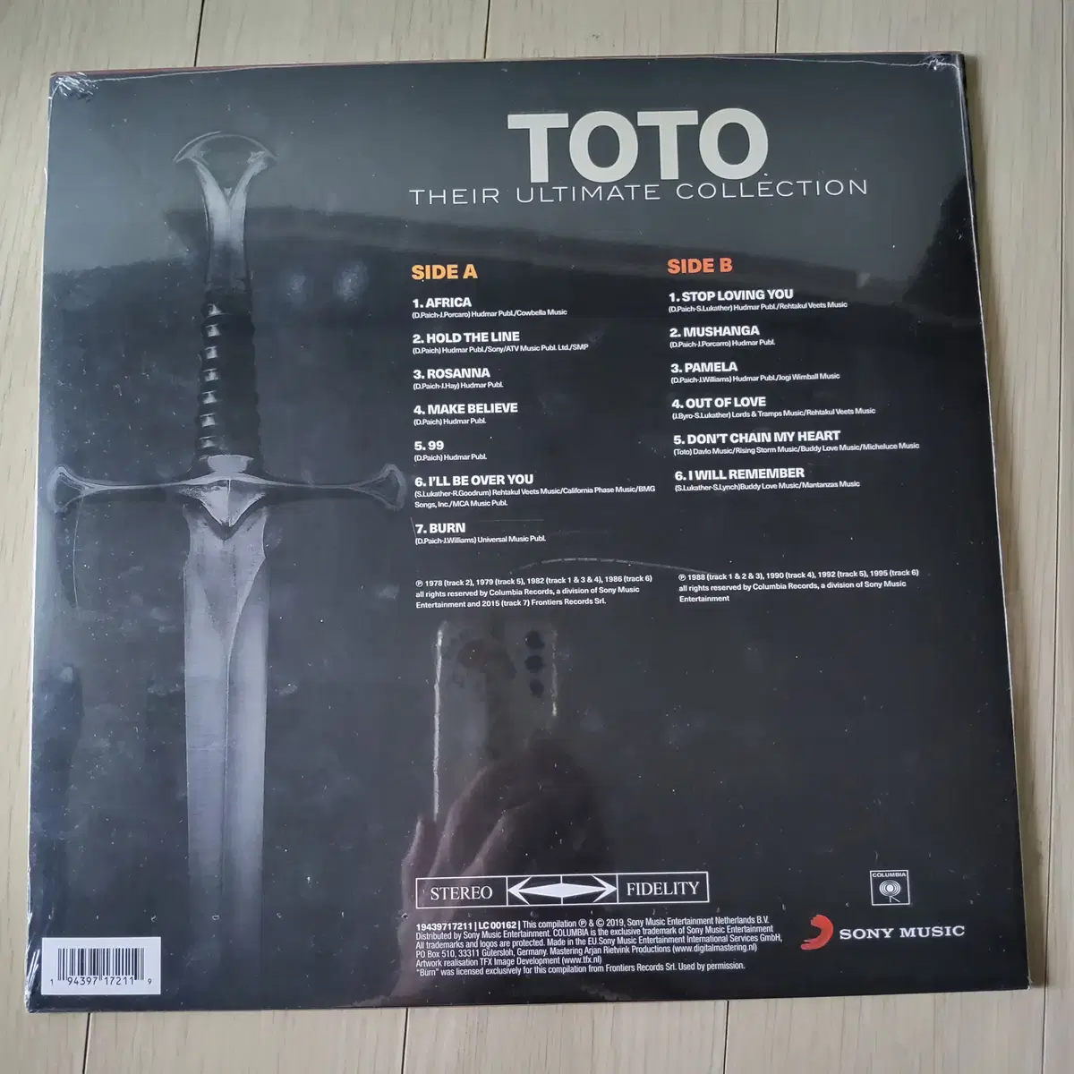 Toto 토토 Their Ultimate Collection LP