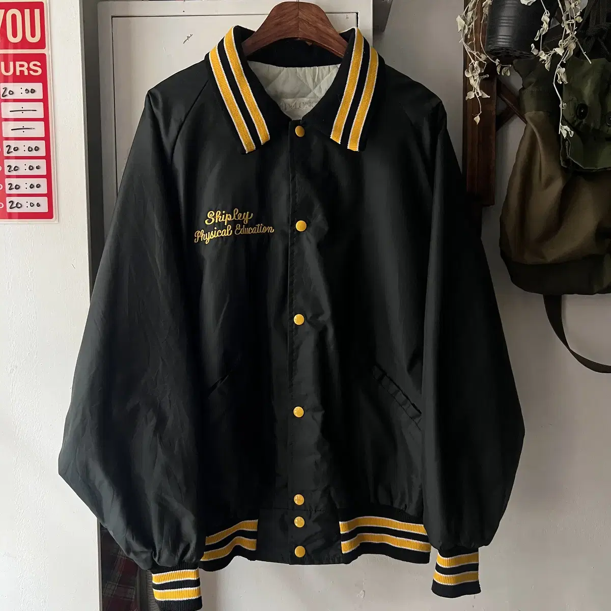 [XL]90's Made in USA 레터링 자수 나일론 바시티 자켓