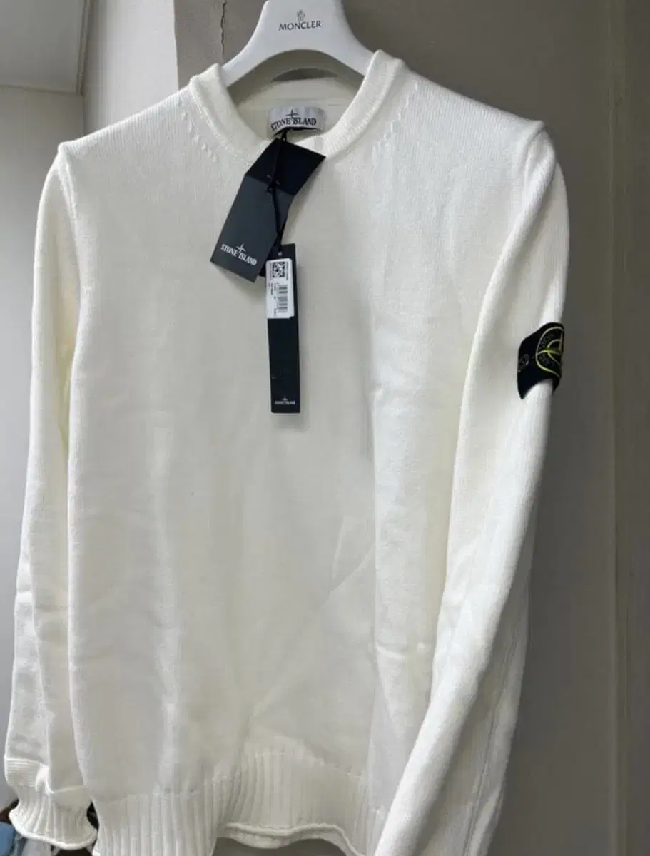 22FW Stone Island Ivory Knit XL (New)