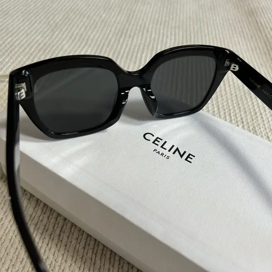 CELINE 셀린느 선글라스(택포)