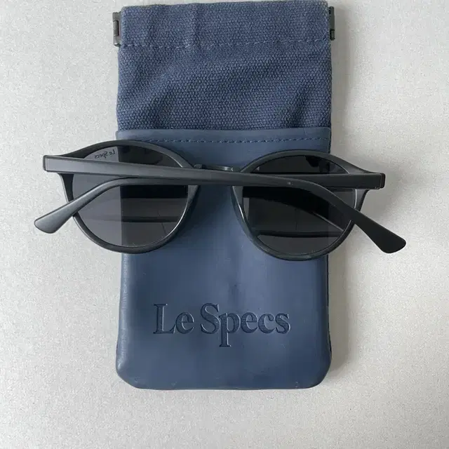 LeSpecs 선글라스