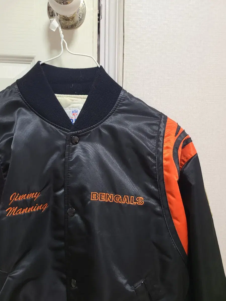 Vintage jimmy manning Bengals starterNFL full button jacket