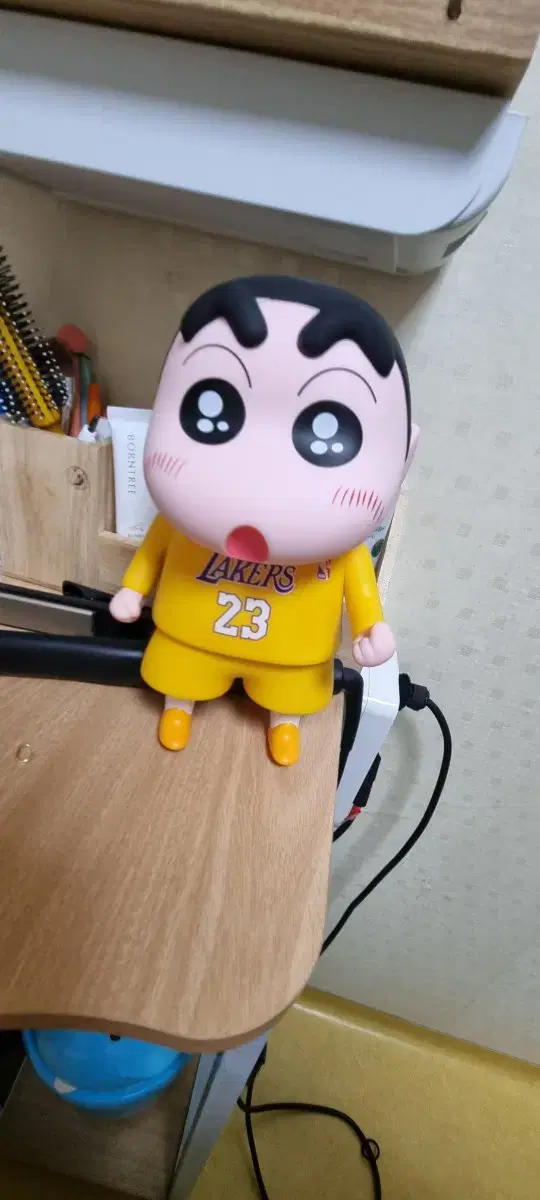 NBA X 짱구 르브론 피규어