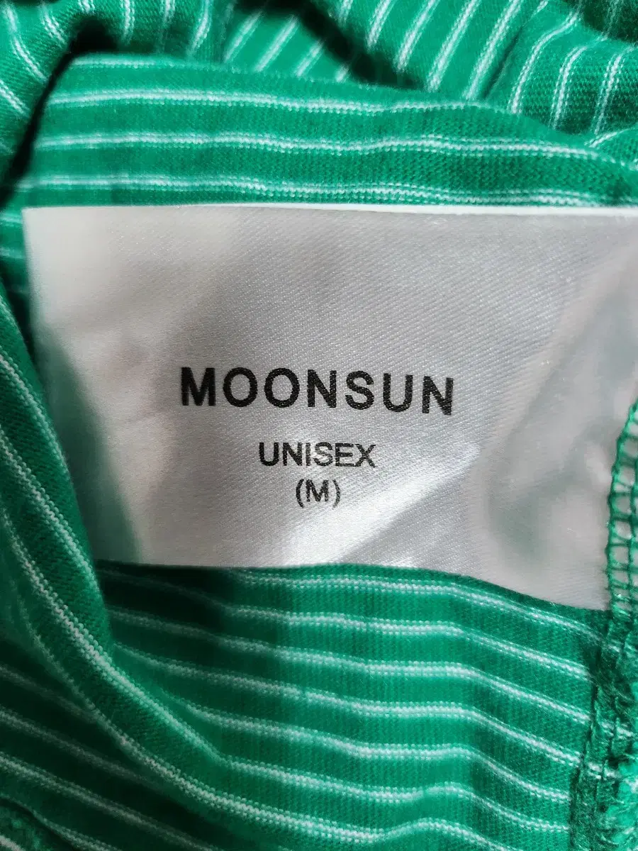 Moonbeam Nashi Unisex