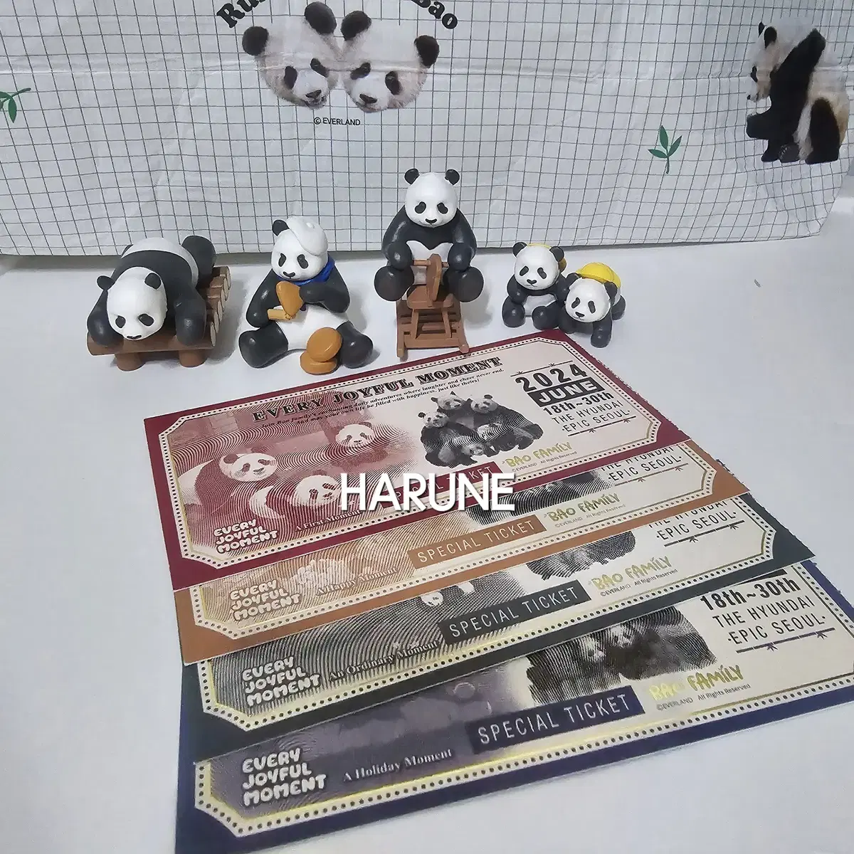 Bao Family Figurine + 4 Pop Up Capsule Tickets