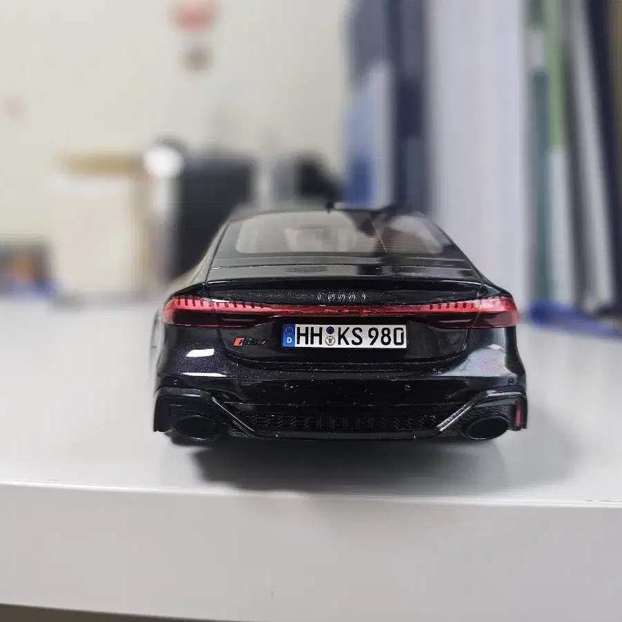 1:18 아우디 rs7 다이캐스트