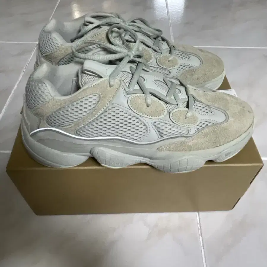 이지 500 솔트 yeezy 500 salt 265 팝니다