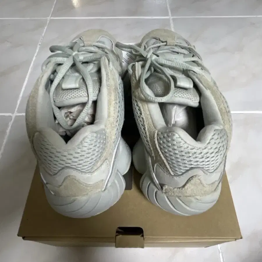 이지 500 솔트 yeezy 500 salt 265 팝니다