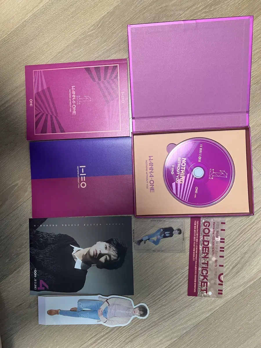 Wanna one album (I'll give you wanna one album as a bonus!!)