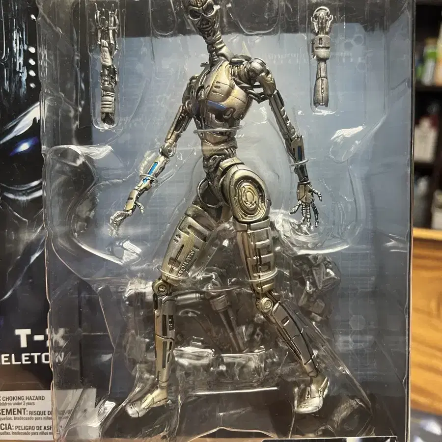 McFarlane Toys 터미네이터 3 T-X 엔도스켈레톤 피규어 맥팔