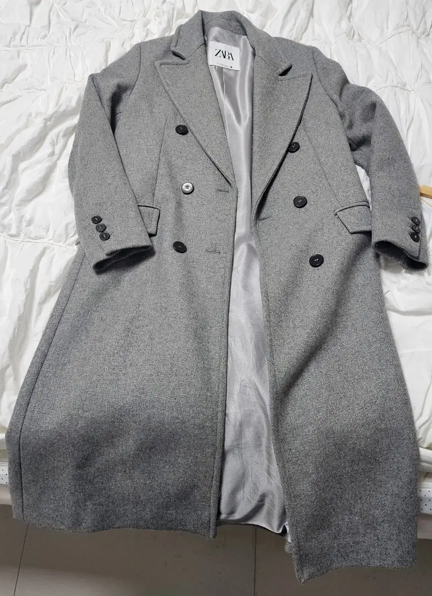 Zara Gray coat XS Jade U worn by