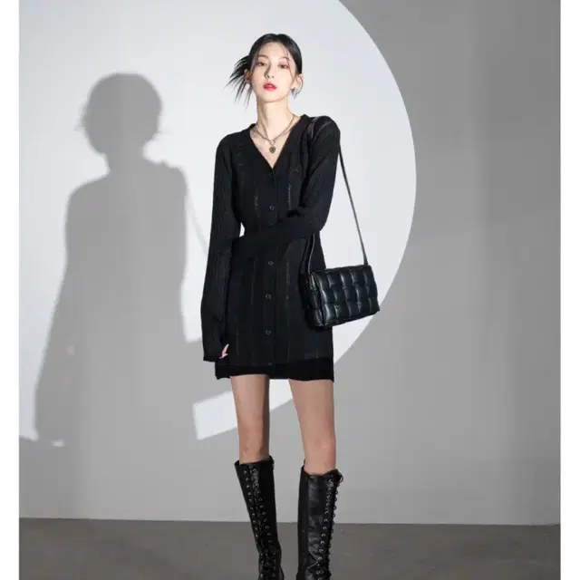 어반드레스 Punching Knit Dress BLACK