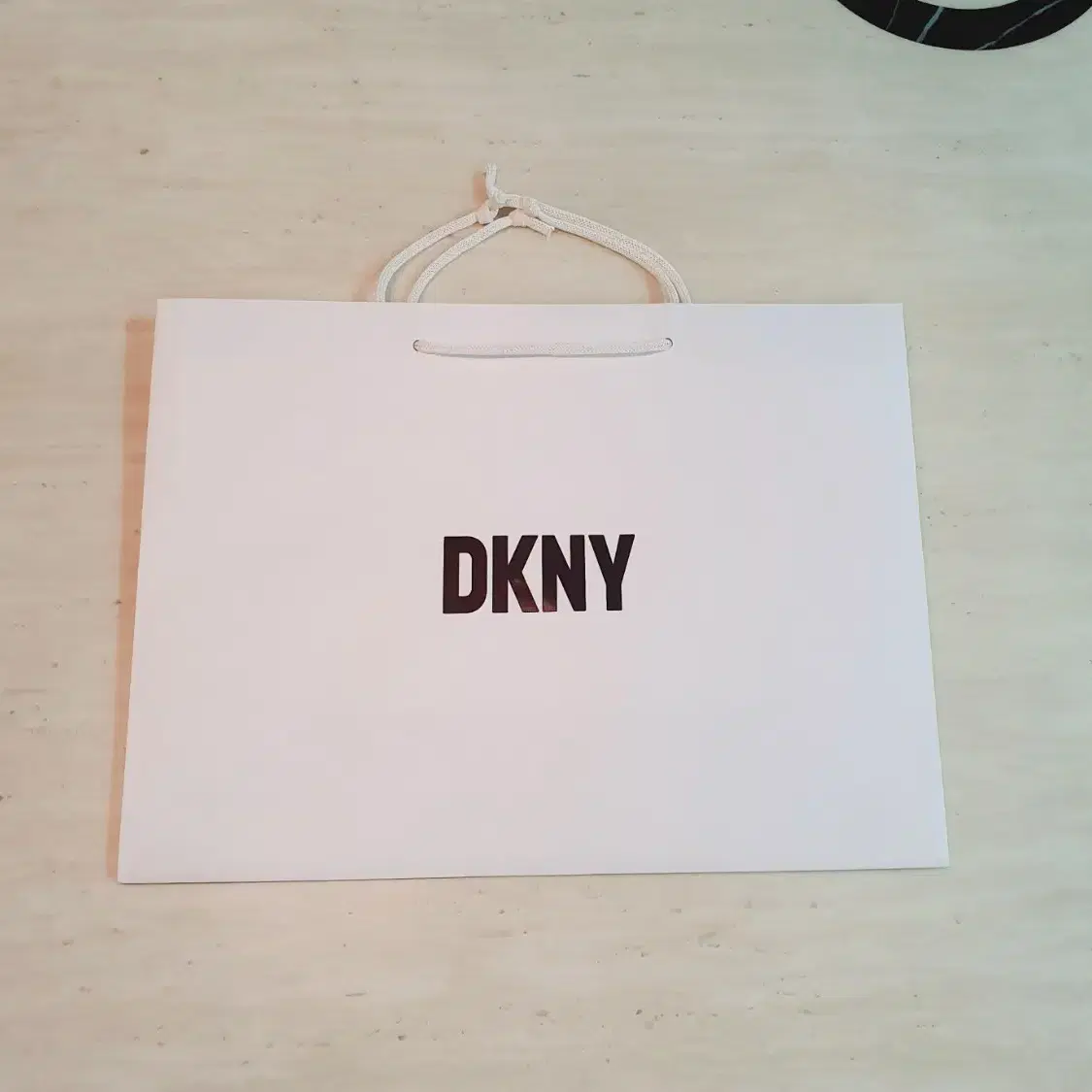 [정품]DKNY 쇼핑백,DKNY 종이가방,DKNY 가방,DKNY 박스