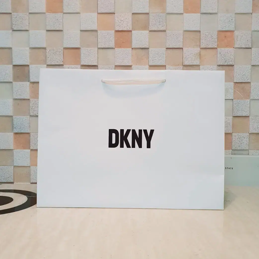 [정품]DKNY 쇼핑백,DKNY 종이가방,DKNY 가방,DKNY 박스