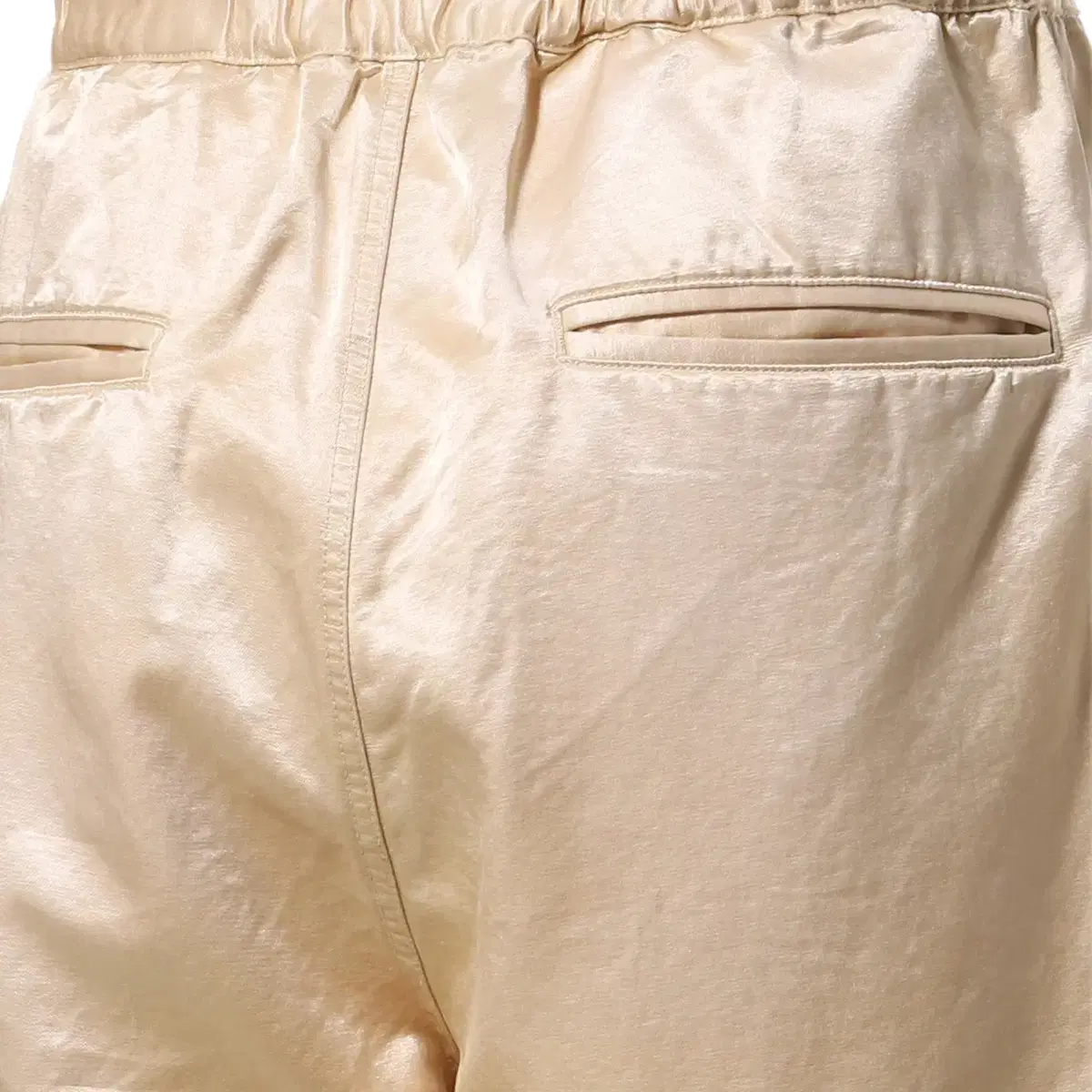 미하라 야스히로 SATIN SHORTS / WHT